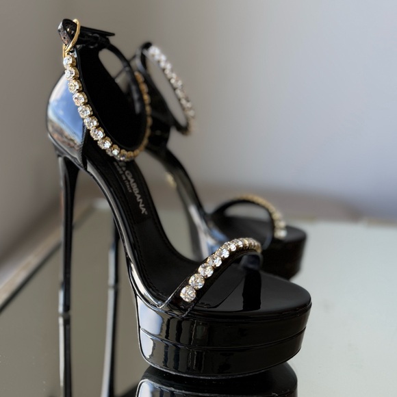 Like new Dolce & Gabbana Patent leather platform sandals 37 $1,695 - Picture 14 of 14